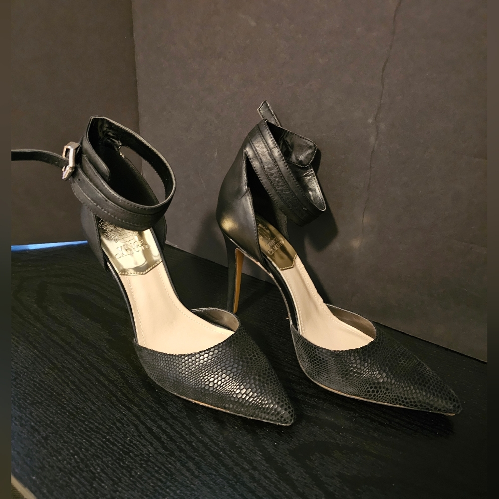 Women's heels sz 8.5